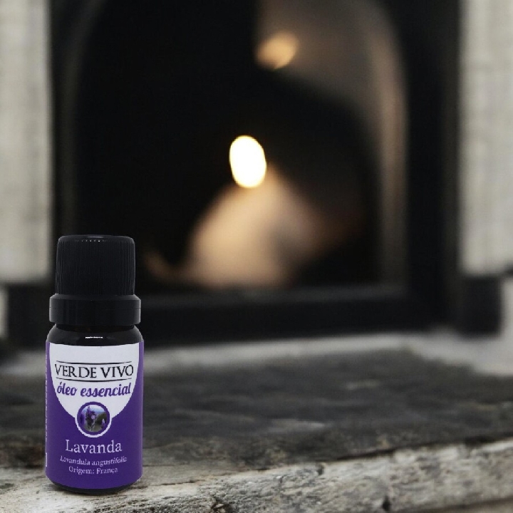 Os Óleos Essenciais Mais Poderosos para o Relaxamento Profundo - inspiração 1
