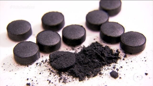 Purificação Capilar com Carvão Ativado: Cabelos Mais Leves e Saudáveis - inspiração 2