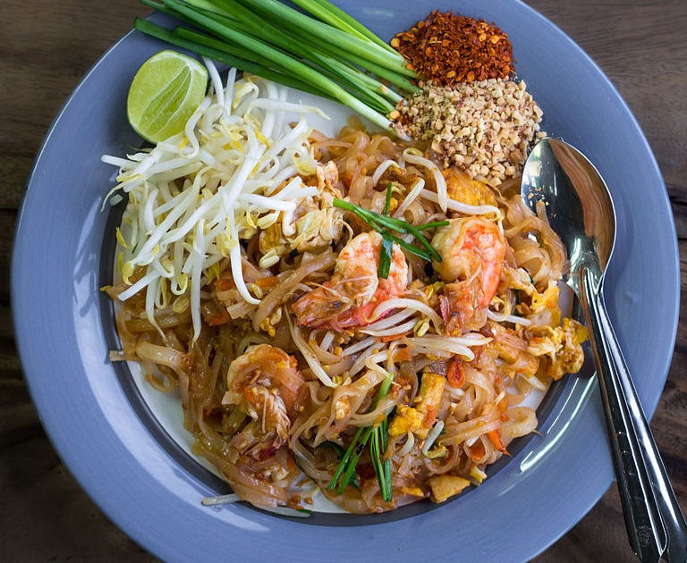 Sobremesas Tailandesas: Doçura Refrescante e Frutas Exóticas - inspiração 1