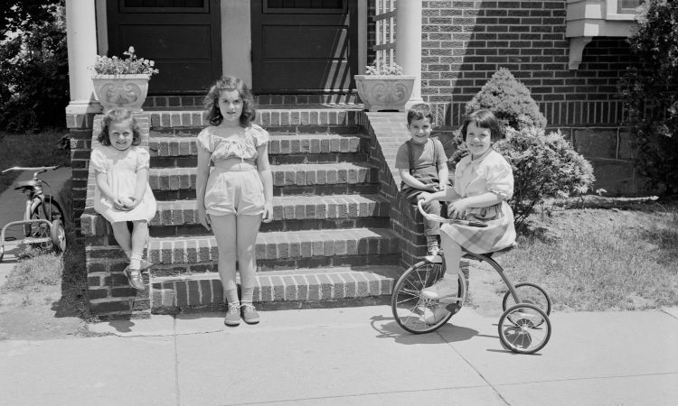 O Poder do Jeans e das Camisetas: Ícones de Liberdade - inspiração 1