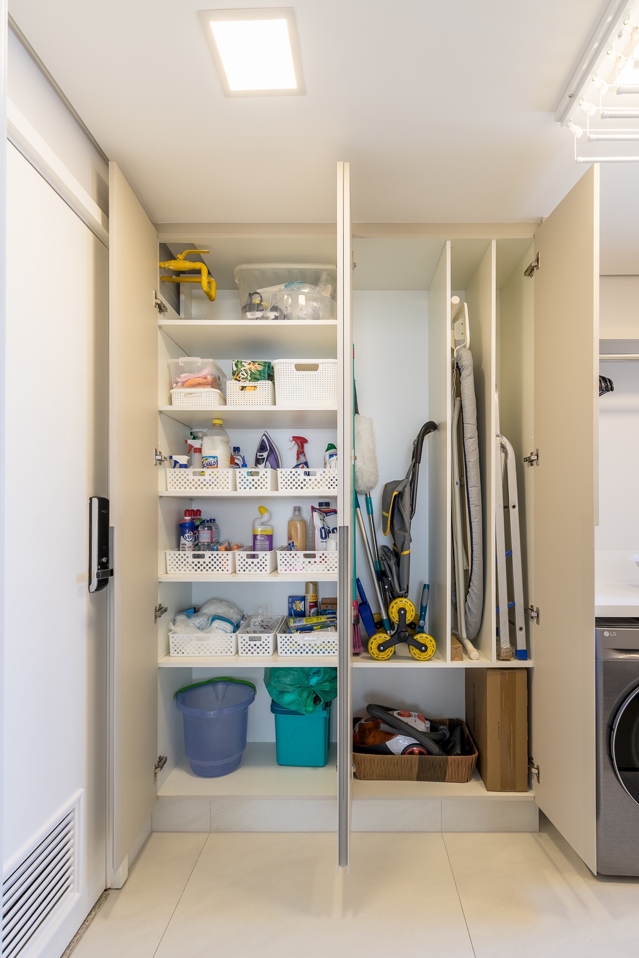 5. A Arte de Dobrar: Técnicas que Economizam Espaço e Evitam Amassados - inspiração 1