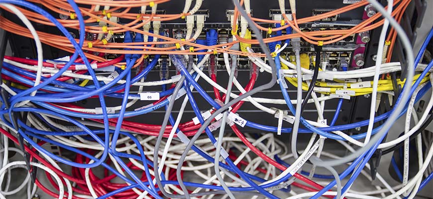 Dicas de Segurança: Fios Organizados, Riscos Reduzidos - inspiração 2