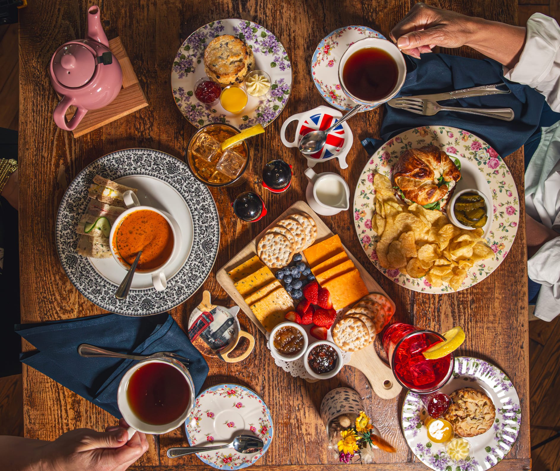 Compartilhe o momento: Se possível, convide alguém especial. - inspiração 1