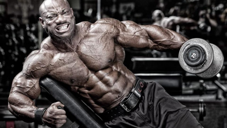 Crucifixo Inverso na Máquina/Halteres: Fortalecendo os Deltóides Posteriores - inspiração 2