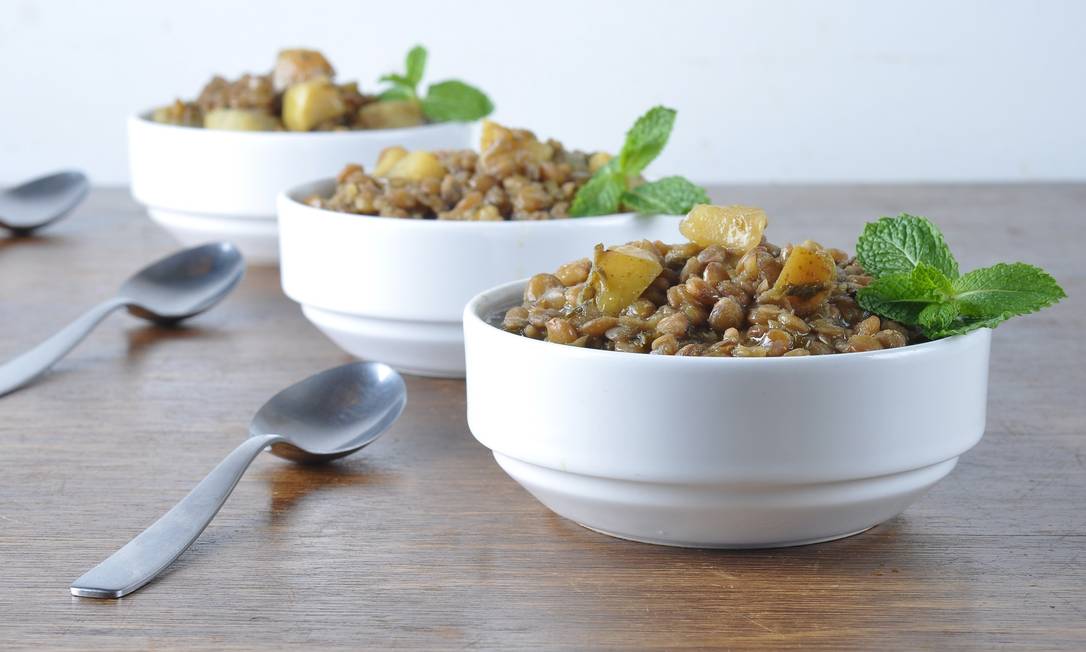 Simpatias com Romã para Atrair Dinheiro