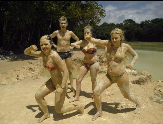 Roteiro Completo: Praias Brasileiras com Banhos de Argila