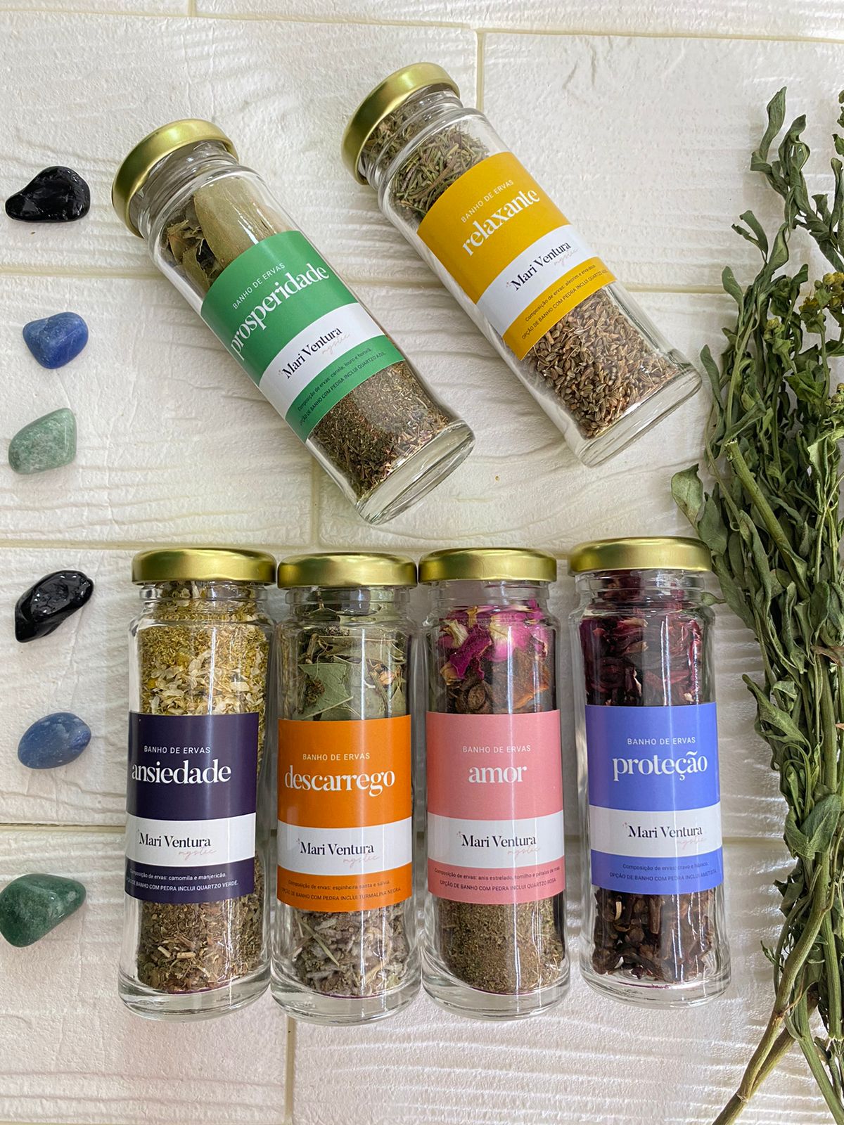 Os 5 Banhos de Ervas Mais Poderosos para Atrair Prosperidade