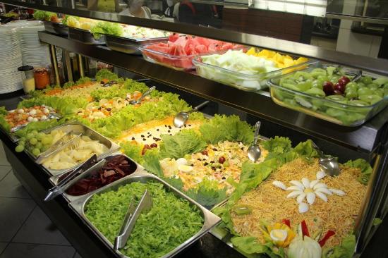 Buffets de Salada para Festas: O Que Não Pode Faltar?