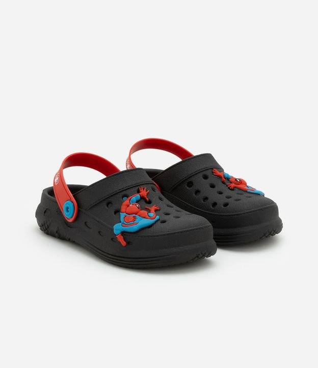 As melhores marcas de calçados infantis para cada fase de desenvolvimento