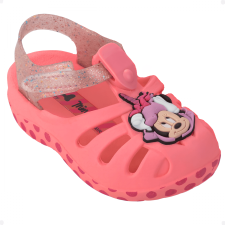 A importância do conforto e da flexibilidade em calçados infantis