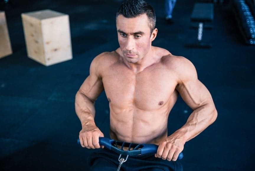 A Importância da Saúde Hormonal no Ganho Muscular Após os 40