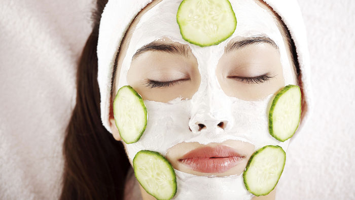 Dicas para potencializar o efeito do pepino nas olheiras