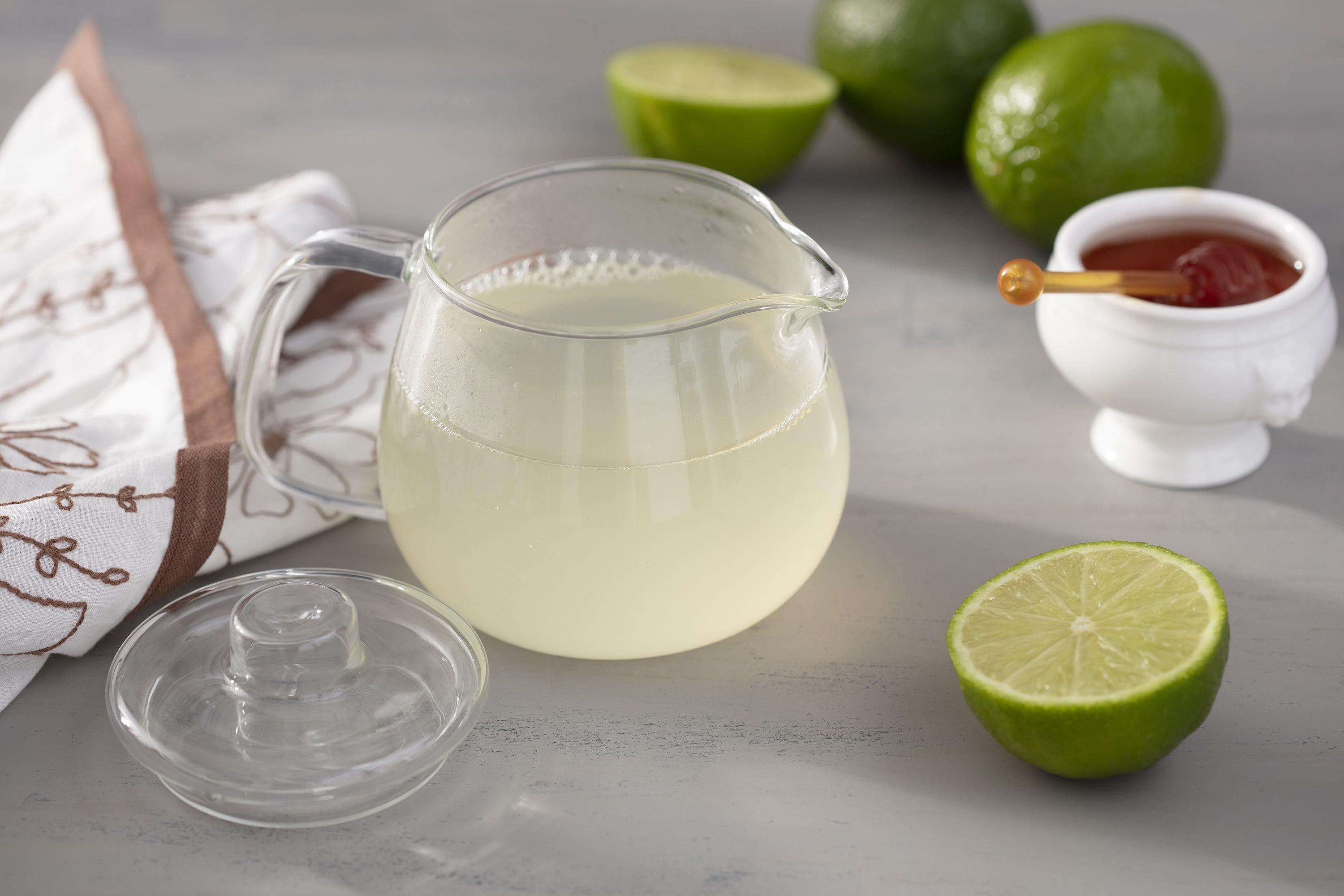 Mel Puro vs. Mel Processado: Qual o Melhor para a Sua Saúde?