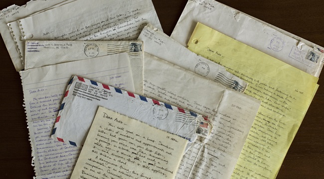 A Revolução do Selo Postal: Como o Penny Black Mudou o Mundo