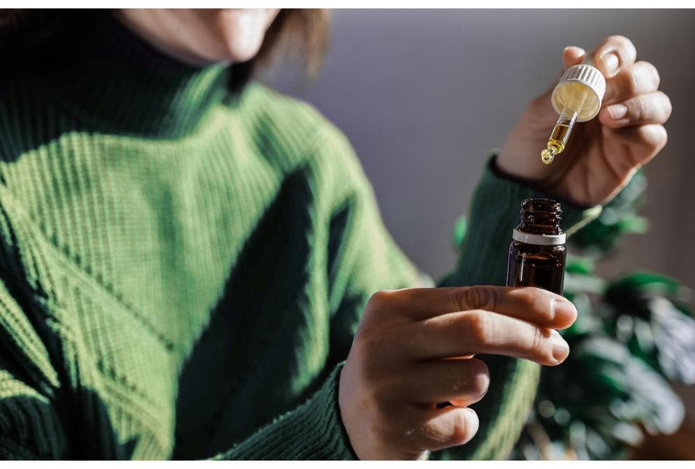 Óleos Essenciais e Skincare: Receitas Naturais para uma Pele Radiante