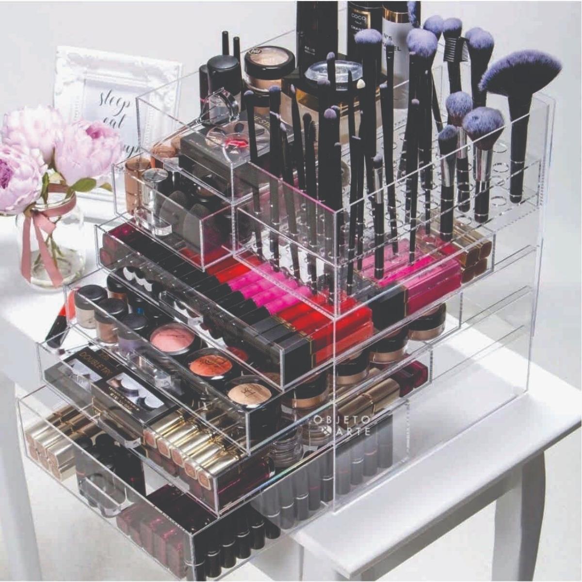 organização de maquiagem