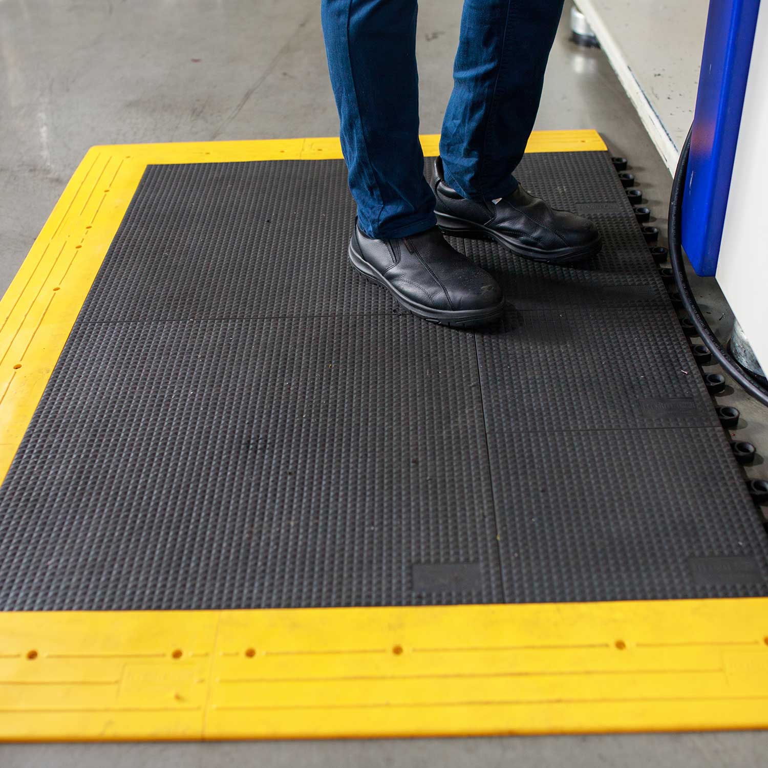 Os melhores tapetes antiderrapantes para cada cômodo da casa